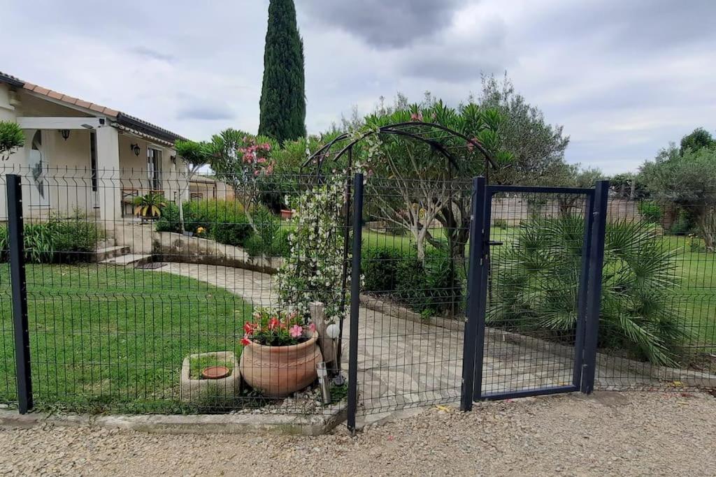 Villa L'Estel En Campagne Avec Piscine Privee Proche Arles Et Avignon Tarascon Exteriér fotografie